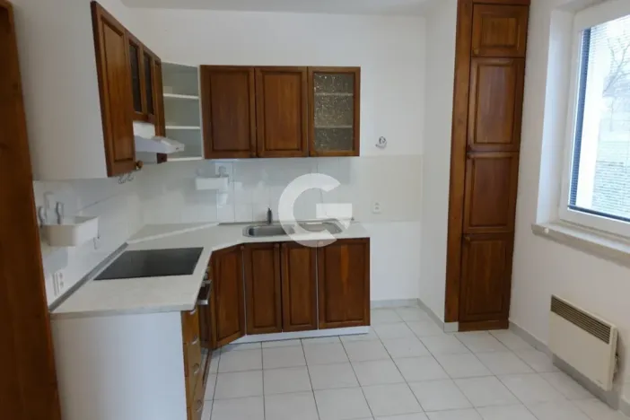Pronájem bytu 2+1, Zlín - Kudlov, Žlutá, 57 m2
