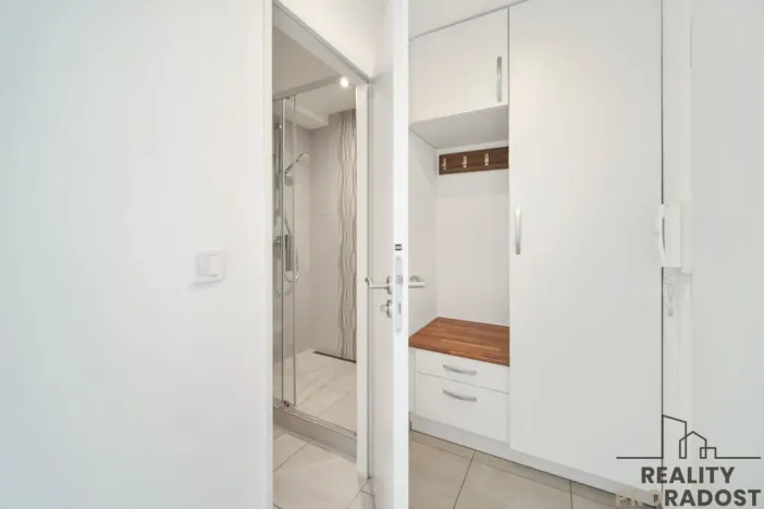 Pronájem bytu 1+kk, Pardubice, Jiráskova, 40 m2