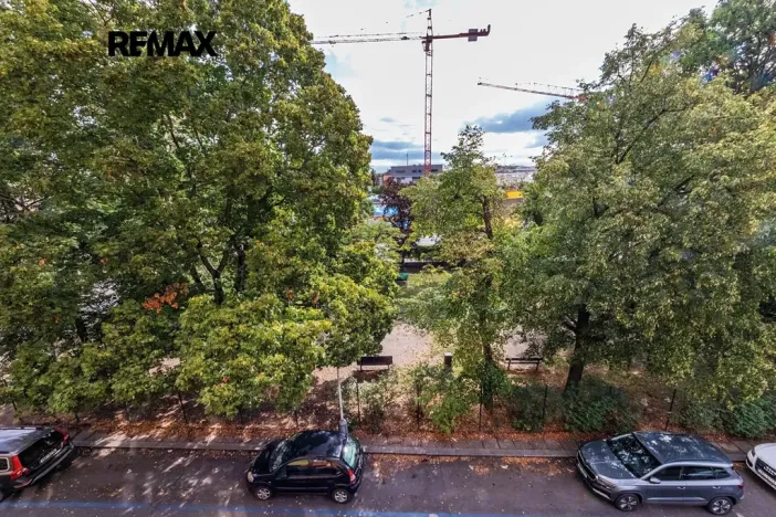 Prodej bytu 2+kk, Praha - Strašnice, Černokostelecká, 52 m2