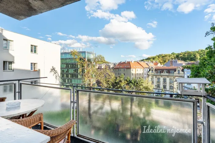 Pronájem bytu 2+1, Praha - Smíchov, U dvou srpů, 60 m2