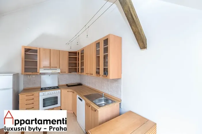 Prodej bytu 2+1, Praha - Nové Město, Ječná, 68 m2