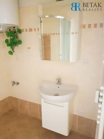 Pronájem bytu 2+1, Přerov - Přerov I-Město, Komenského, 72 m2