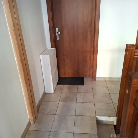 Pronájem bytu 1+kk, Znojmo, U Branky, 28 m2