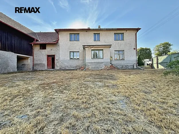 Prodej rodinného domu, Chrudim, 478 m2