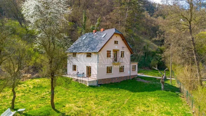 Prodej rodinného domu, Beroun - Beroun-Hostim, Ke Svatému Jánu, 312 m2
