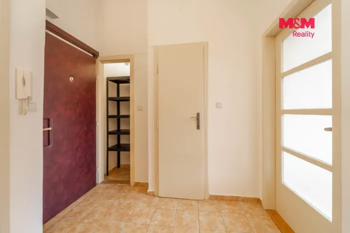 Pronájem bytu 1+1, Praha - Nusle, Krokova, 40 m2