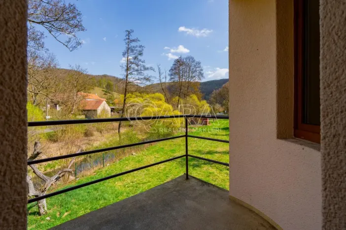 Prodej bytu 4+1, Beroun - Beroun-Hostim, Ke Svatému Jánu, 182 m2