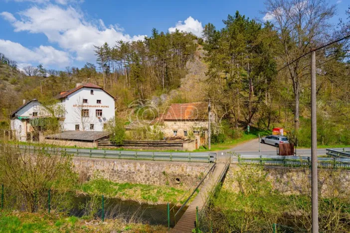 Prodej bytu 4+1, Beroun - Beroun-Hostim, Ke Svatému Jánu, 182 m2