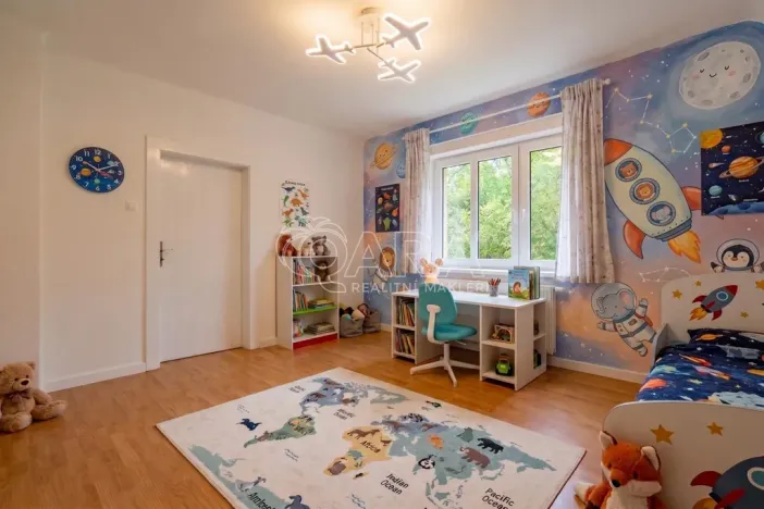 Prodej bytu 4+1, Beroun - Beroun-Hostim, Ke Svatému Jánu, 182 m2
