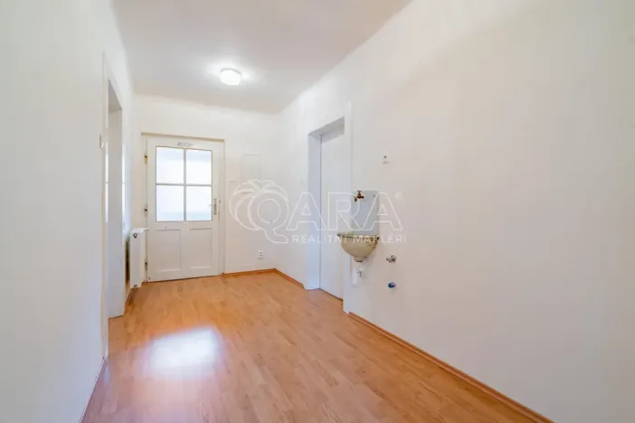 Prodej bytu 4+1, Beroun - Beroun-Hostim, Ke Svatému Jánu, 182 m2