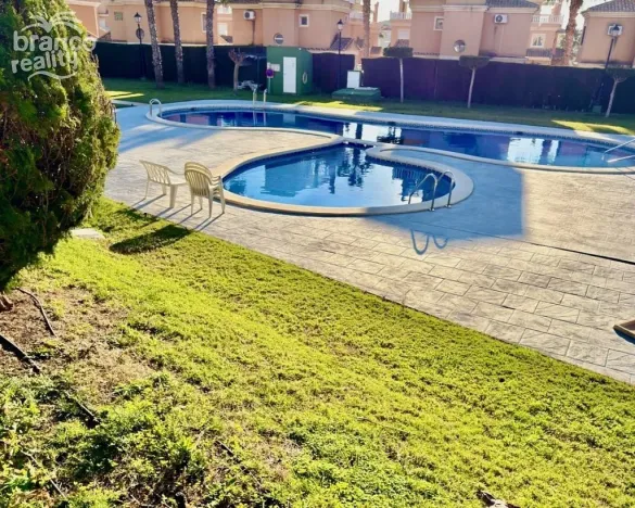 Prodej rodinného domu, Algorfa - La Finca Golf, Alicante, Španělsko, 180 m2