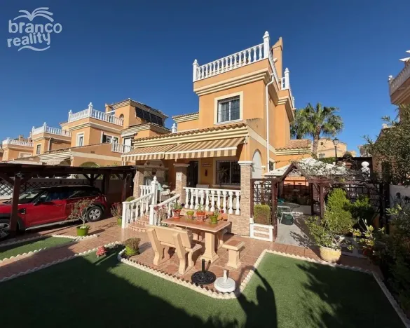 Prodej rodinného domu, Algorfa - La Finca Golf, Alicante, Španělsko, 180 m2