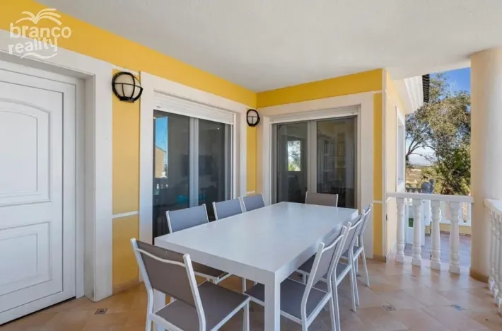 Prodej rodinného domu, San Miguel de Salinas, Alicante, Španělsko, 180 m2