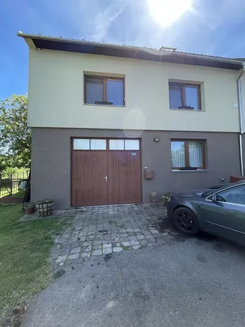 Dražba rodinného domu, Zlín, K Farmě, 196 m2