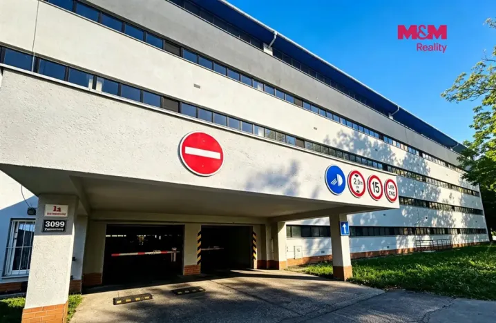 Prodej garážového stání, Brno - Žabovřesky, Voroněžská, 14 m2