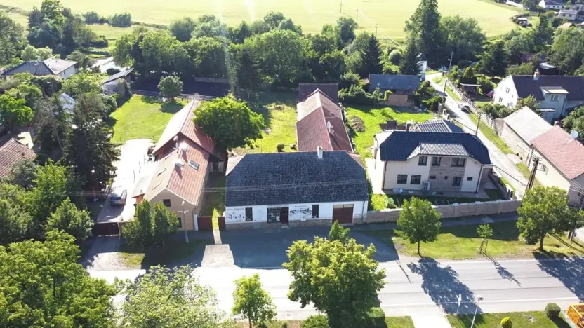 Prodej obchodního prostoru, Libomyšl, 634 m2