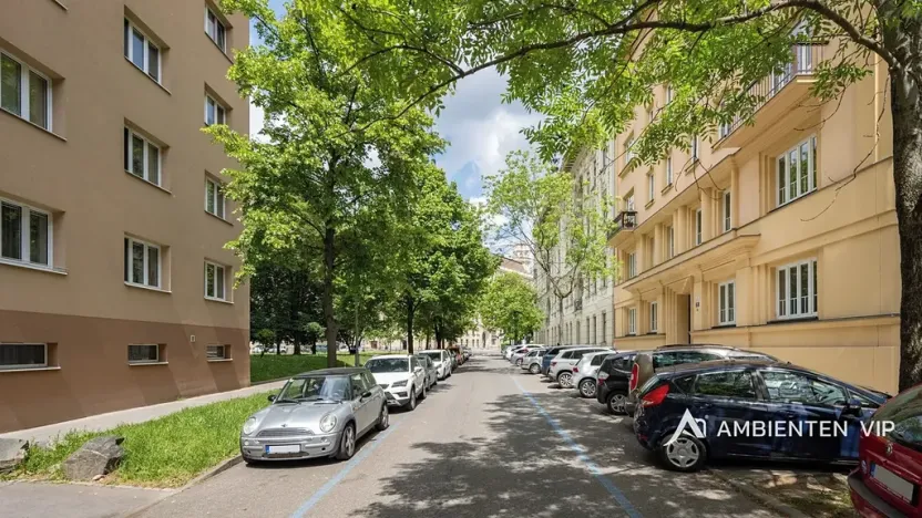 Prodej bytu 4+kk, Brno, Čápkova, 141 m2