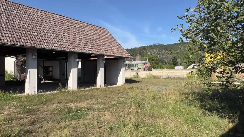 Prodej komerčního pozemku, Roztoky, 2151 m2