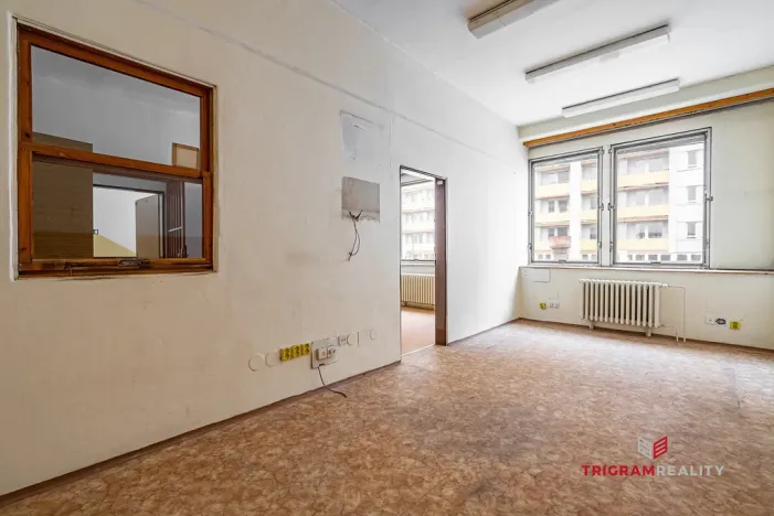 Pronájem obchodního prostoru, Hradec Králové - Nový Hradec Králové, třída Edvarda Beneše, 402 m2
