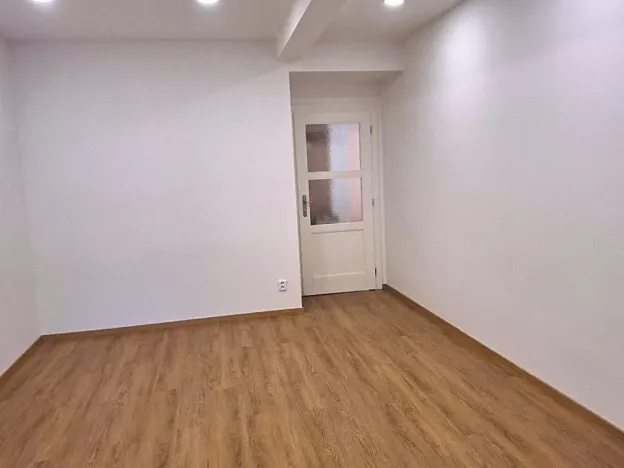 Pronájem bytu 2+1, Praha - Dejvice, Vítězné náměstí, 67 m2
