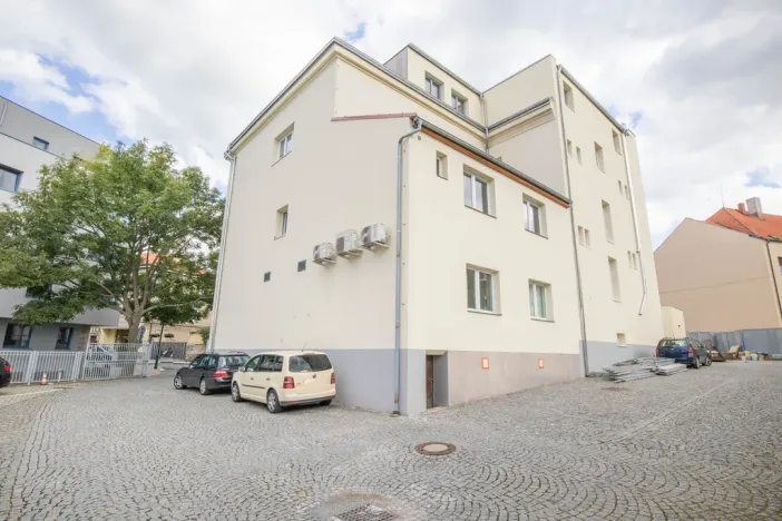 Pronájem činžovního domu, Říčany, 17. listopadu, 63 m2