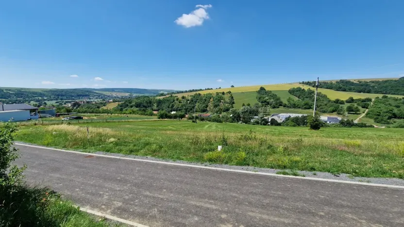 Prodej pozemku, Hradčovice, 2487 m2
