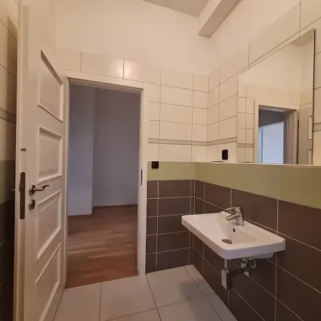 Pronájem bytu 2+kk, Praha - Žižkov, Roháčova, 60 m2
