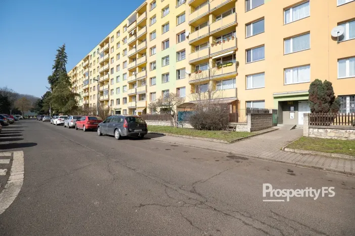 Prodej bytu 1+1, Bílina - Teplické Předměstí, Sídliště Za Chlumem, 35 m2