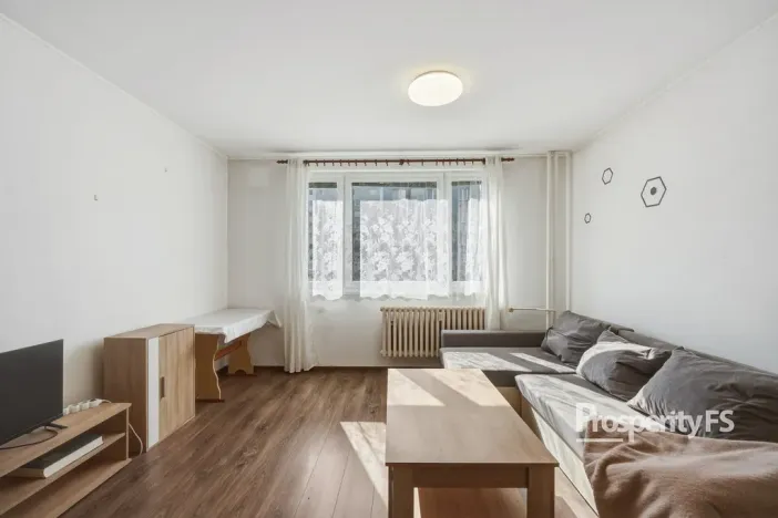 Prodej bytu 1+1, Cvikov - Cvikov II, Sídliště, 41 m2
