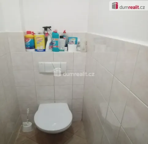 Pronájem obchodního prostoru, Liberec - Liberec I-Staré Město, nám. Šaldovo, 70 m2
