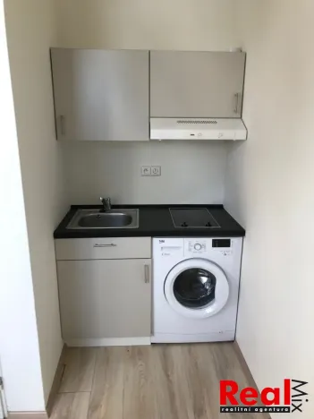 Pronájem bytu 1+kk, Brno - Zábrdovice, Francouzská, 31 m2