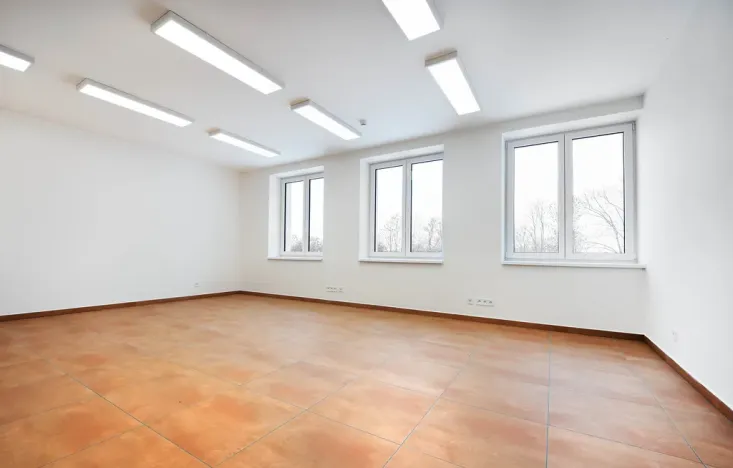 Pronájem skladu, Hořín, 1933 m2