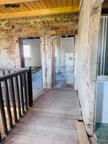 Prodej rodinného domu, Vráž, 328 m2
