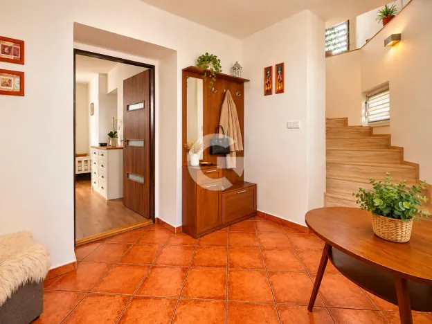 Prodej rodinného domu, Kostelec u Holešova, 180 m2