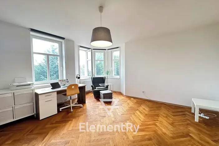 Pronájem bytu 2+1, Hradec Králové, V Lipkách, 56 m2