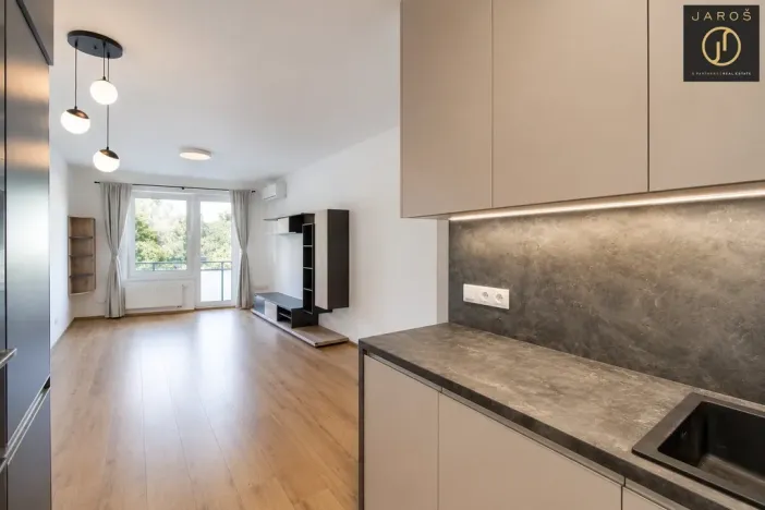 Pronájem bytu 2+kk, Praha - Hodkovičky, Šífařská, 58 m2