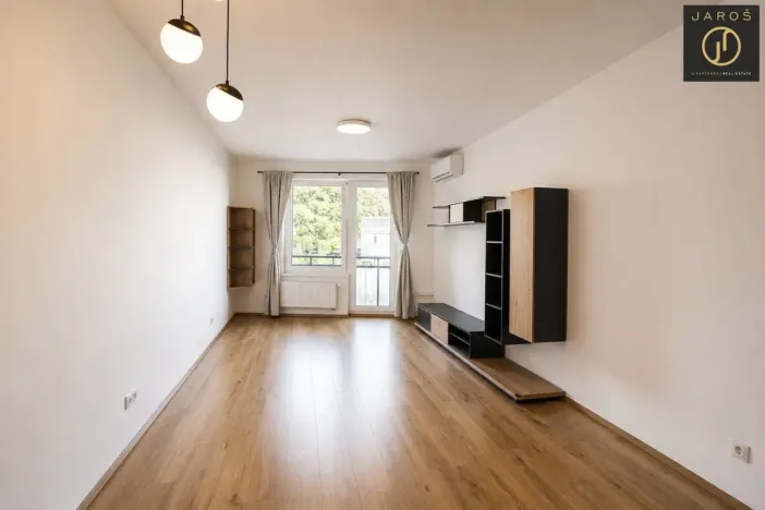 Pronájem bytu 2+kk, Praha - Hodkovičky, Šífařská, 58 m2