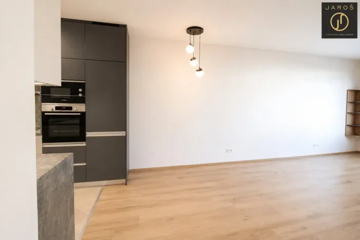 Pronájem bytu 2+kk, Praha - Hodkovičky, Šífařská, 58 m2