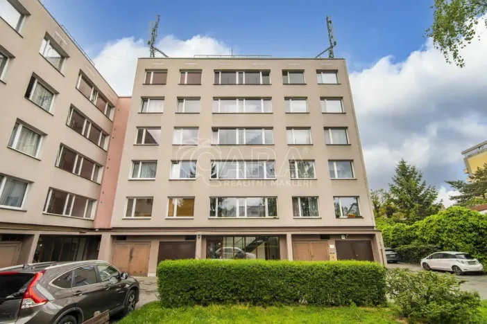 Prodej bytu 2+kk, Praha - Strašnice, Dubečská, 50 m2