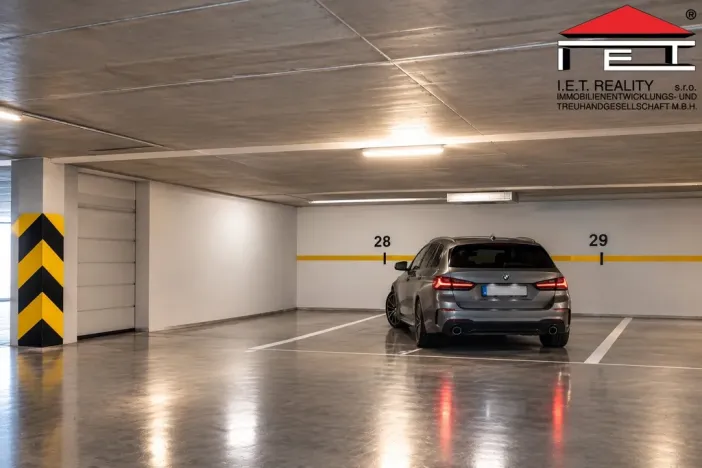 Pronájem garáže, Brno, Údolní, 14 m2