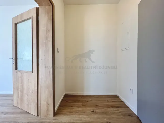 Pronájem bytu 2+kk, Praha - Žižkov, Zelenky-Hajského, 44 m2