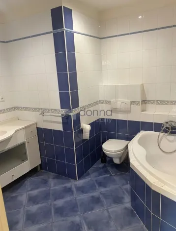 Pronájem bytu 4+1, Praha, Šimůnkova, 111 m2