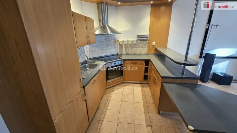 Pronájem bytu 2+kk, Praha - Hlubočepy, Štěpařská, 70 m2