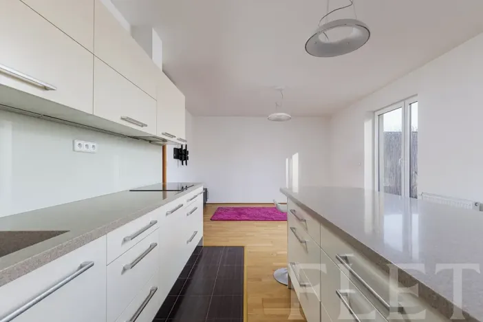 Prodej bytu 2+kk, Praha - Smíchov, Na Popelce, 58 m2