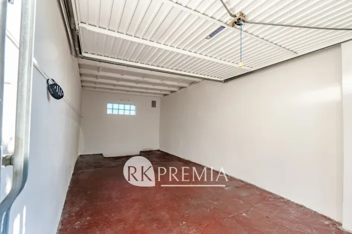 Prodej garáže, Novosedlice, U trati, 18 m2