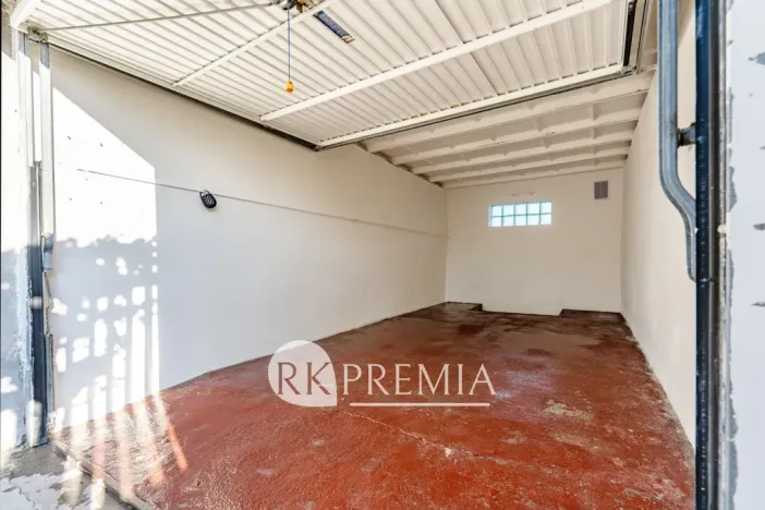 Prodej garáže, Novosedlice, U trati, 18 m2