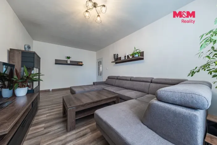 Prodej bytu 4+1, Klášterec nad Ohří - Miřetice u Klášterce nad Ohří, Ječná, 78 m2