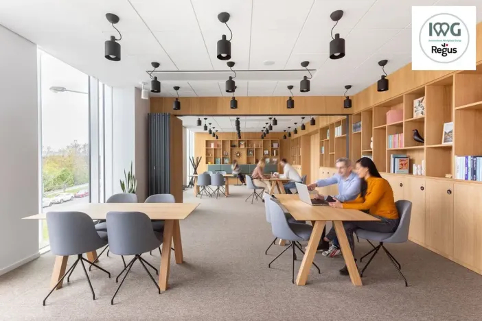 Pronájem kanceláře, Praha - Nusle, Pujmanové, 110 m2