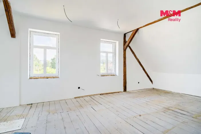 Prodej obchodního prostoru, Raspenava, Hejnická, 388 m2