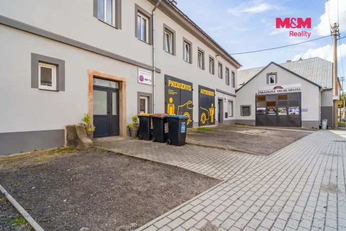 Prodej obchodního prostoru, Raspenava, Hejnická, 388 m2